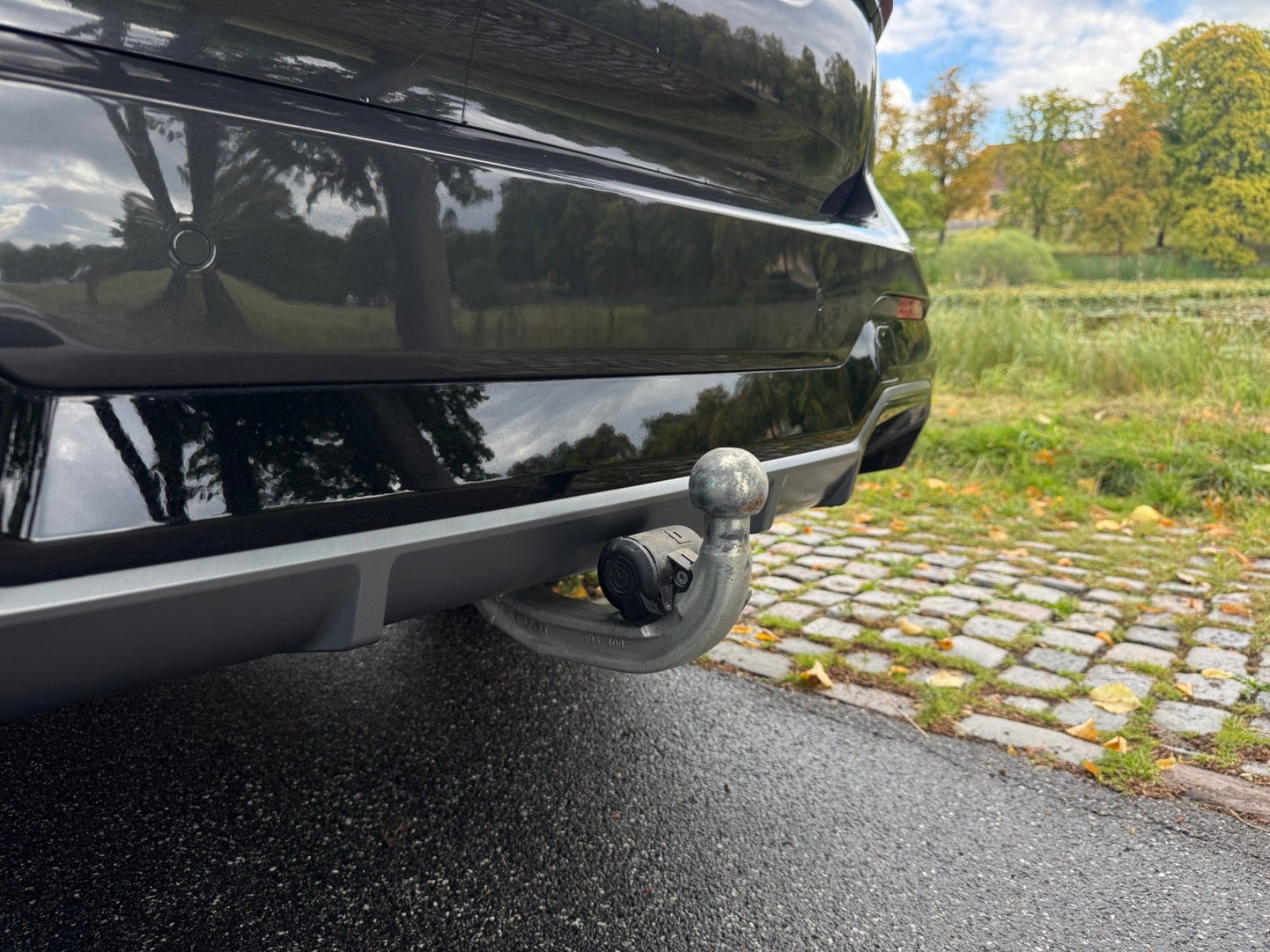 Grå BMW iX3 fra 2023