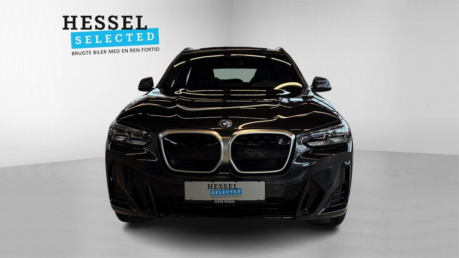 Grå BMW iX3 fra 2024