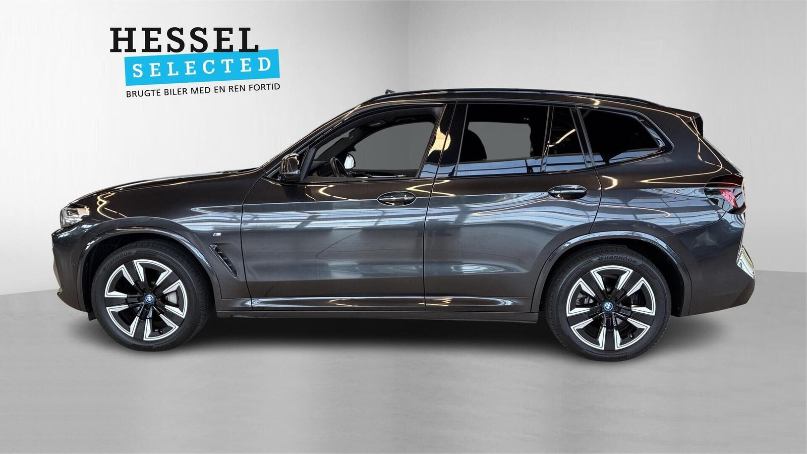 Grå BMW iX3 fra 2024