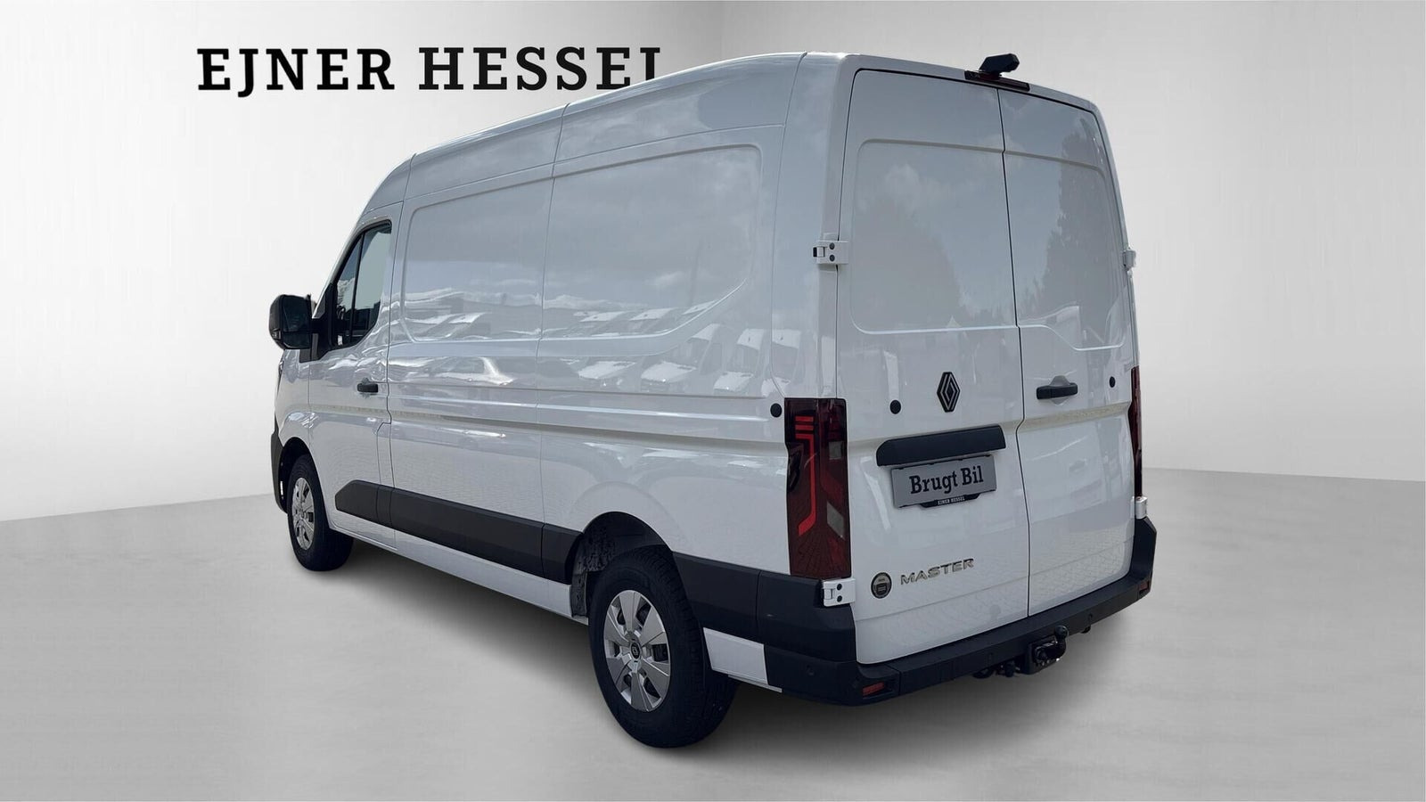 Hvid Renault Master V T33 fra 2025