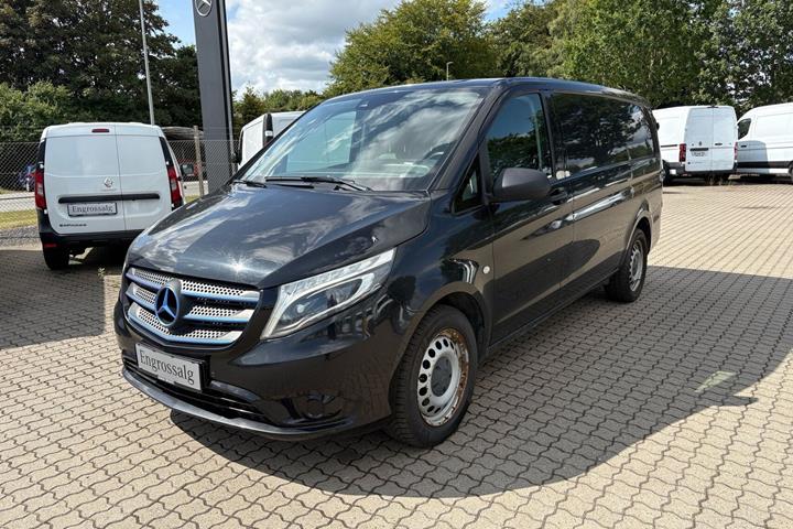 Sort Mercedes Vito 119 fra 2017
