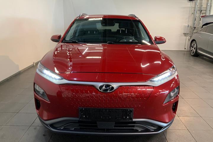 Rød Hyundai Kona fra 2019