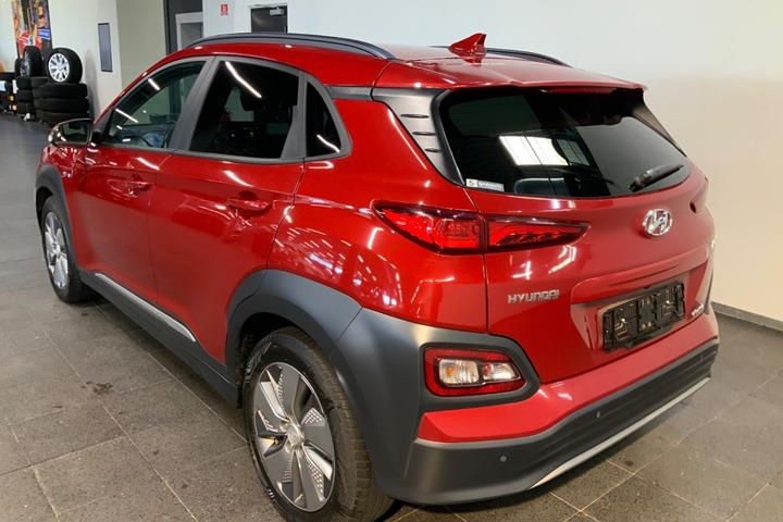Rød Hyundai Kona fra 2019