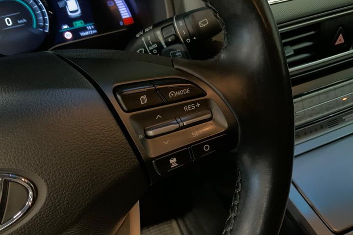Rød Hyundai Kona fra 2019