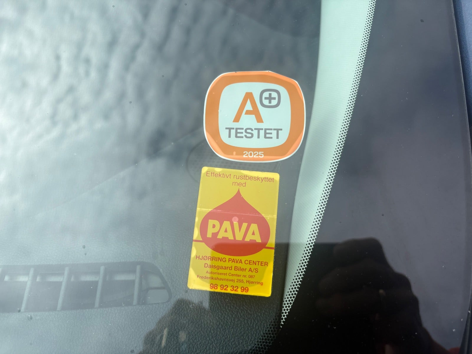 Blå Ford Kuga fra 2021