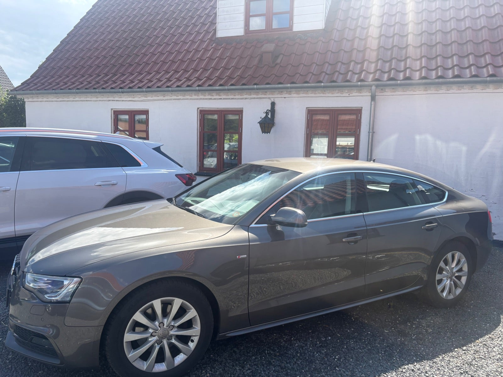 Orange Audi A5 fra 2016