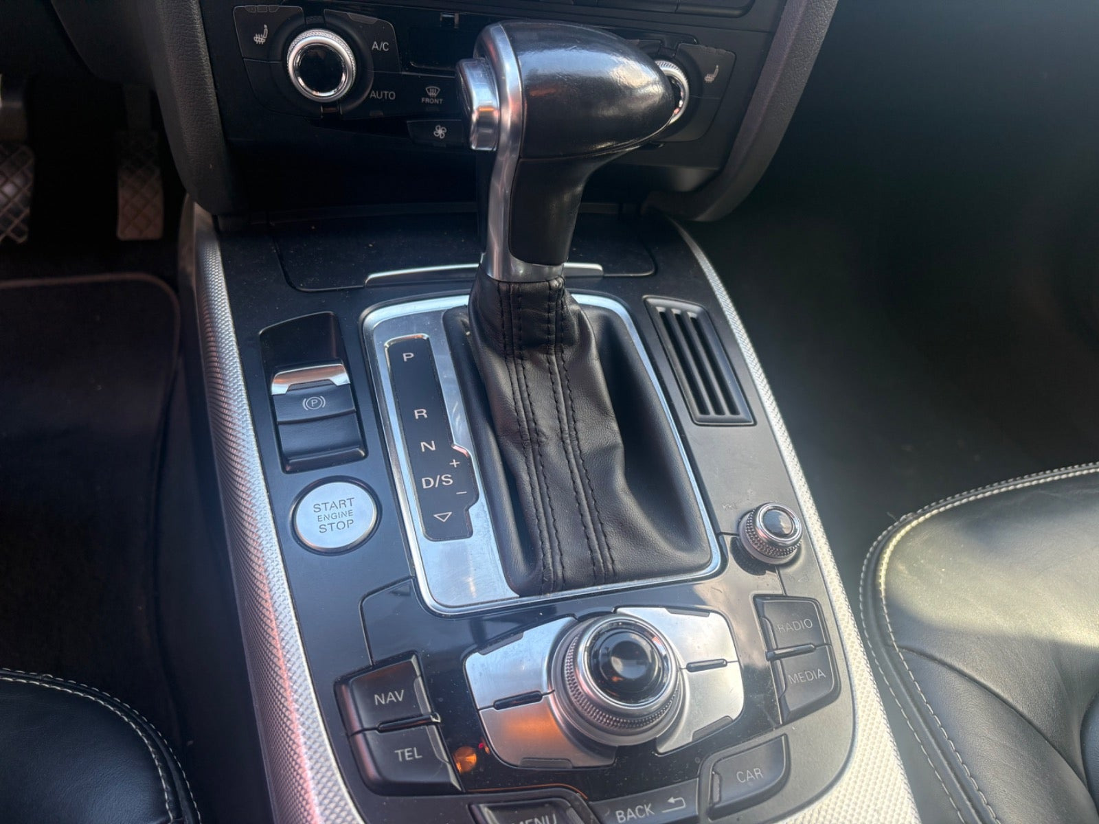 Orange Audi A5 fra 2016