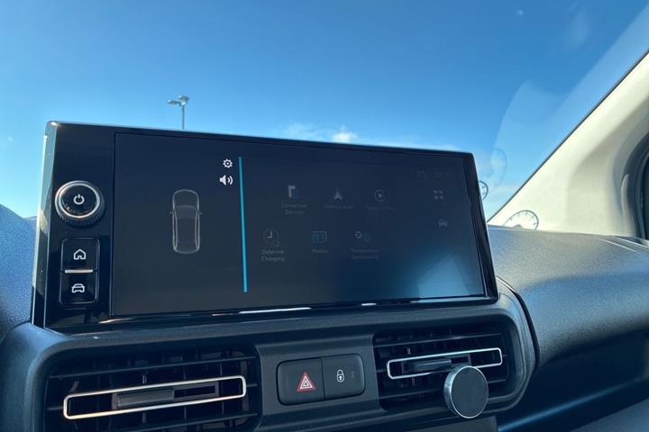 Grøn Citroën ë-Berlingo fra 2025