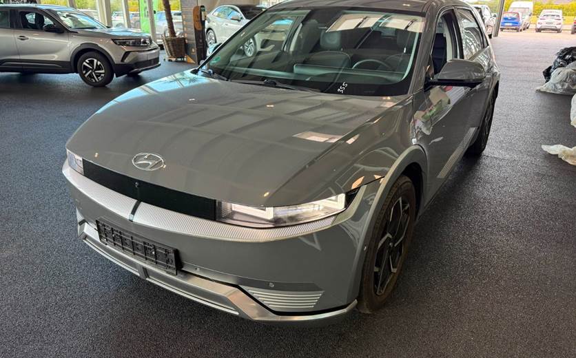 Hyundai Ioniq 5 73 Uniq