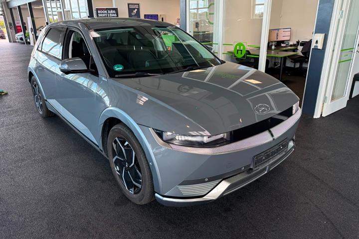 Grå Hyundai Ioniq 5 fra 2021
