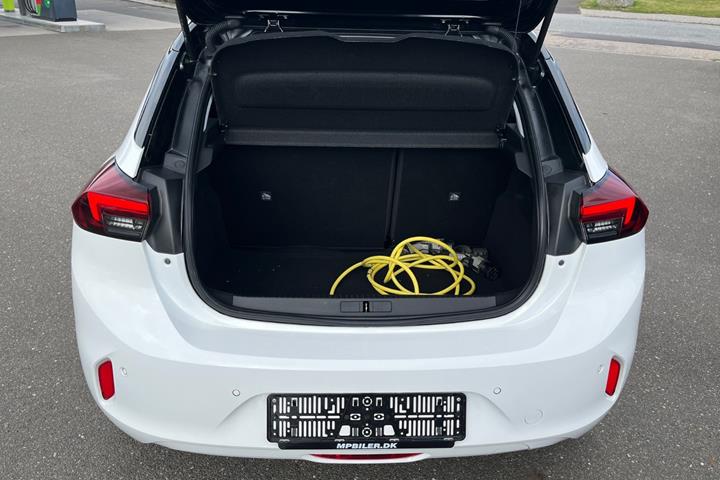 Hvid Opel Corsa-e fra 2021