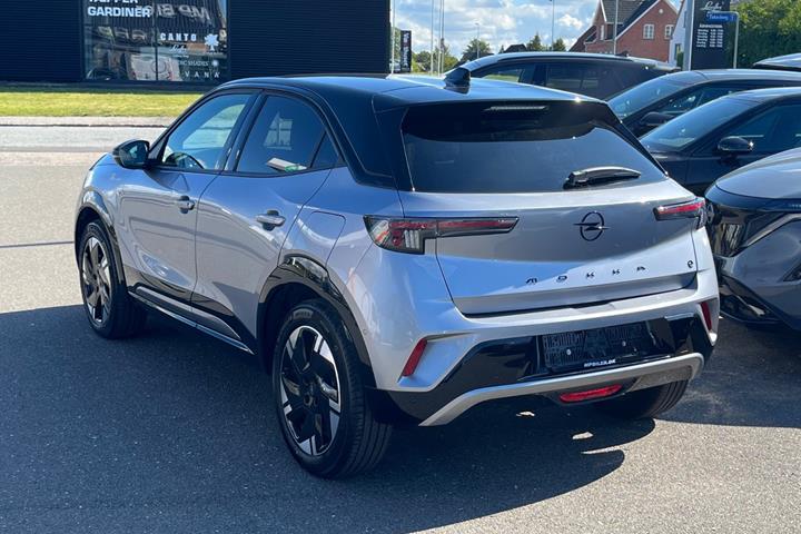 Grå Opel Mokka-e fra 2025