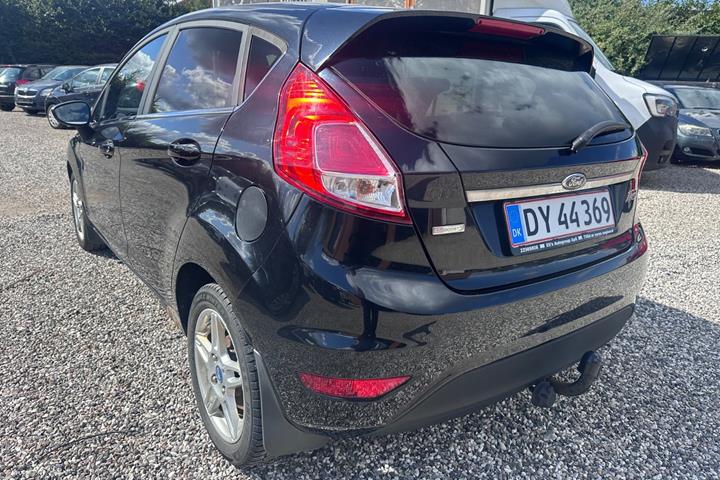 Bronze Ford Fiesta fra 2015
