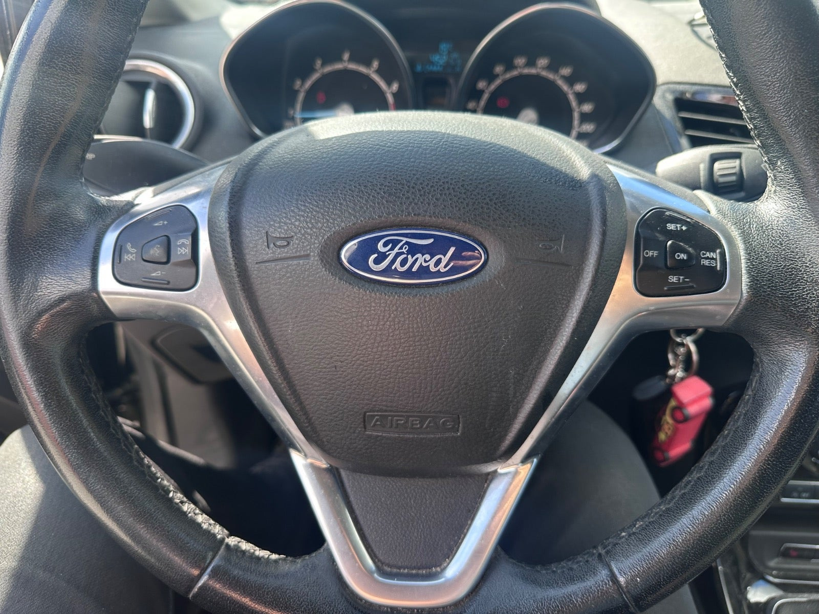 Bronze Ford Fiesta fra 2015