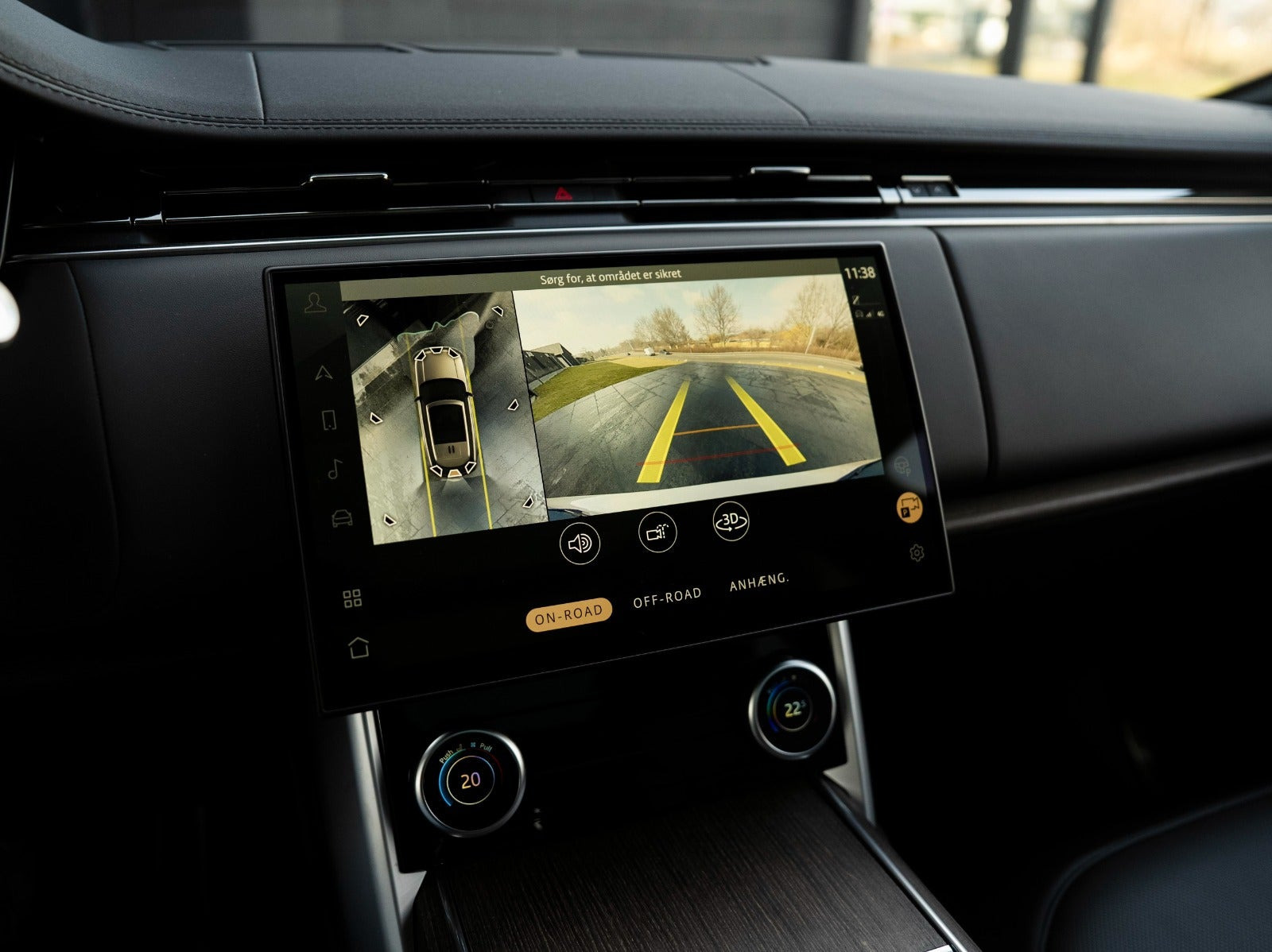 Gul Land Rover Range Rover fra 2023