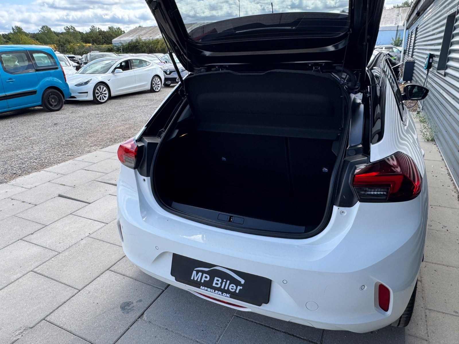 Hvid Opel Corsa-e fra 2021