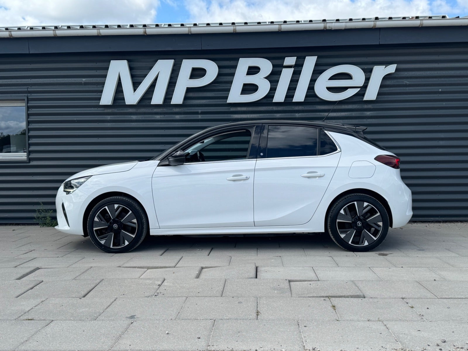 Grøn Opel Corsa-e fra 2021