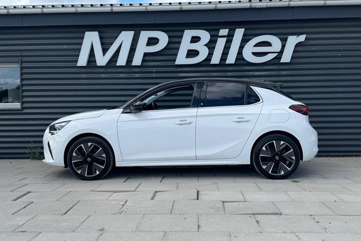 Grøn Opel Corsa-e fra 2021