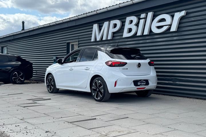 Grøn Opel Corsa-e fra 2021