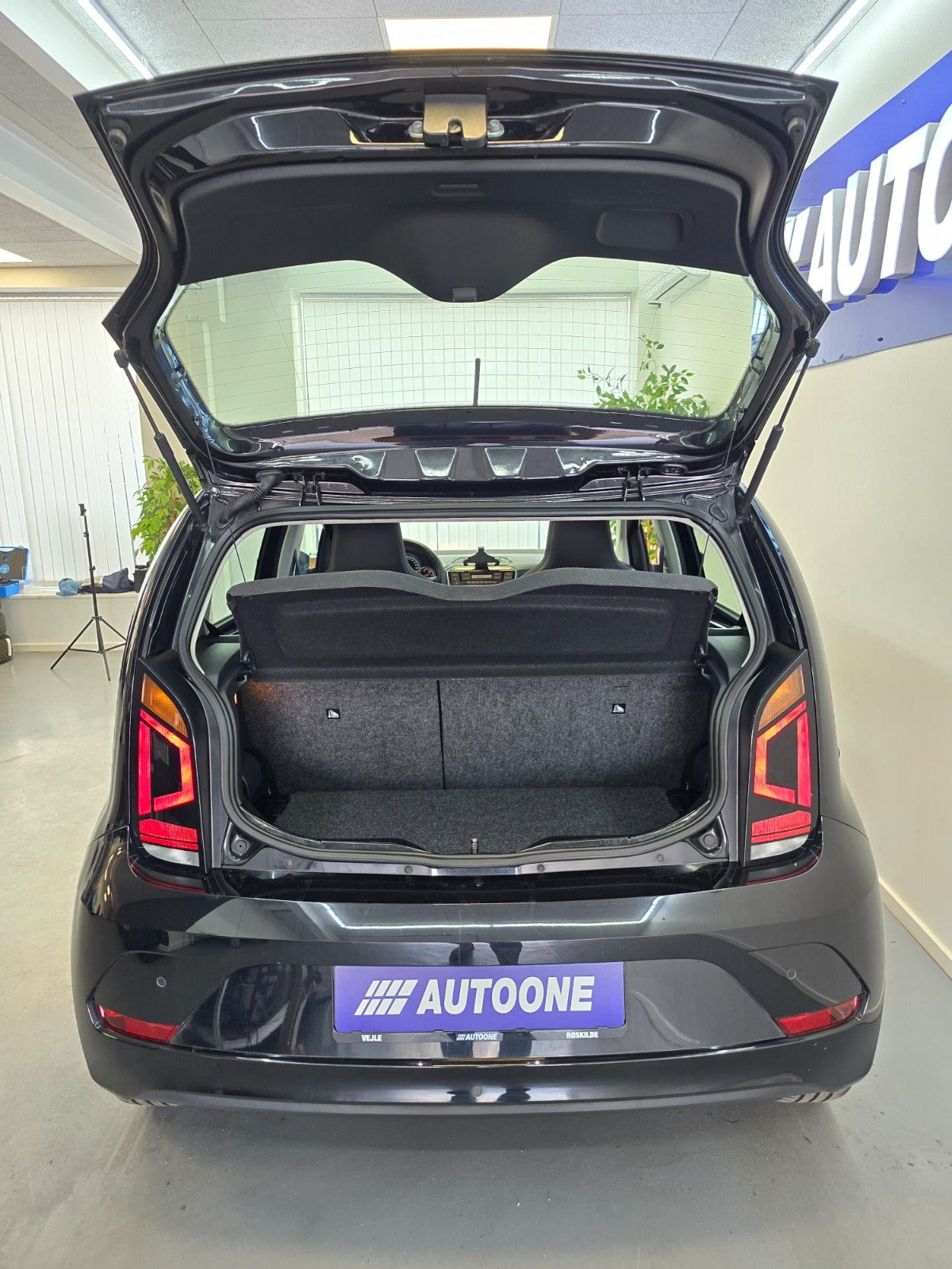 Sort VW UP! fra 2019