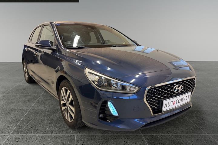 Blå Hyundai i30 fra 2017