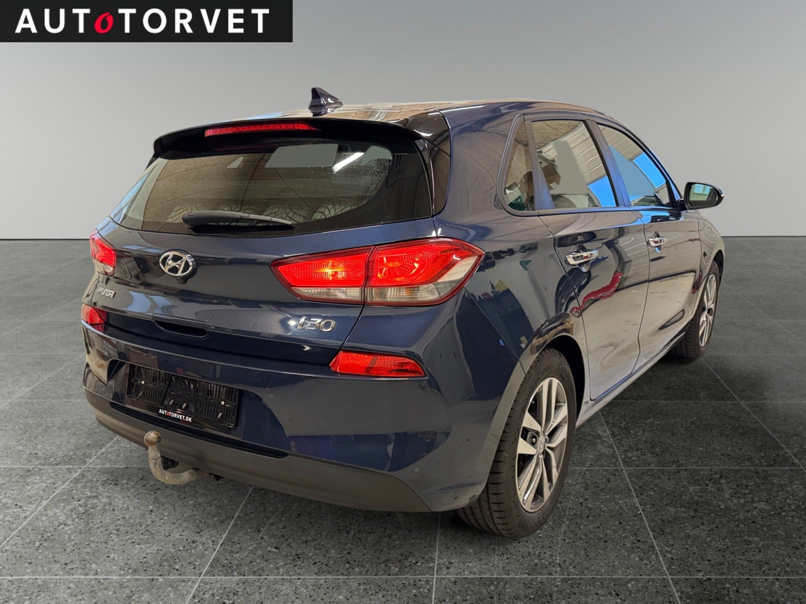 Blå Hyundai i30 fra 2017