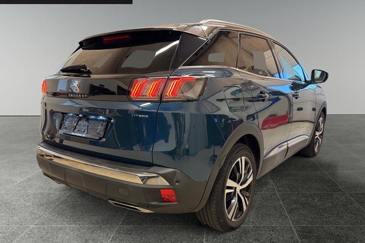 Blå Peugeot 3008 fra 2020
