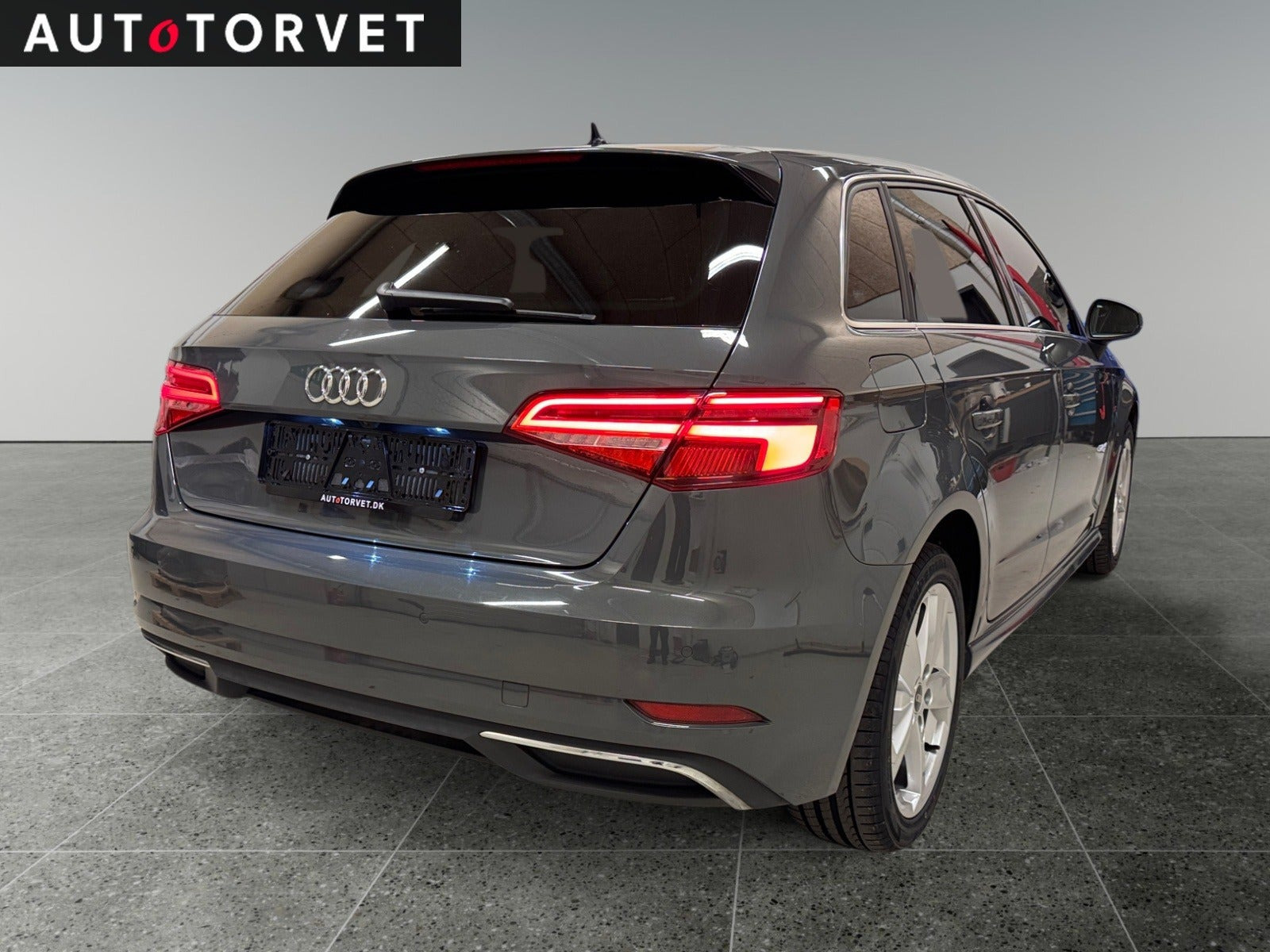 Grå Audi A3 fra 2020