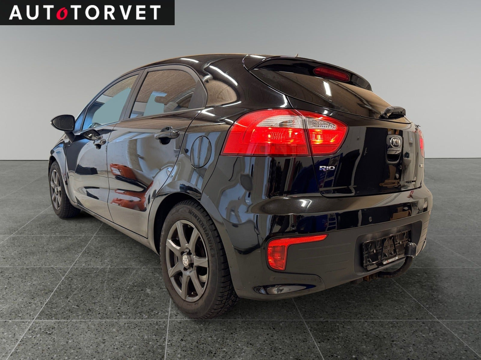 Sort Kia Rio fra 2016