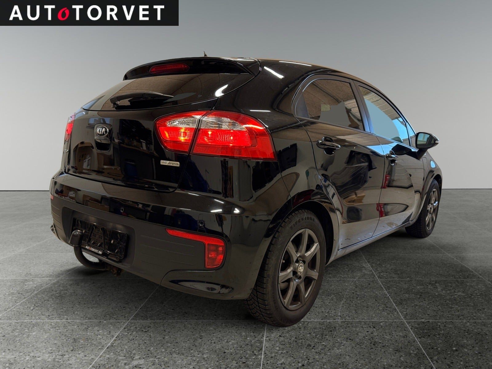 Sort Kia Rio fra 2016