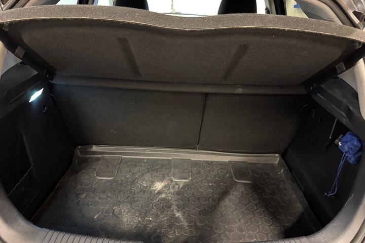 Sort Kia Rio fra 2016