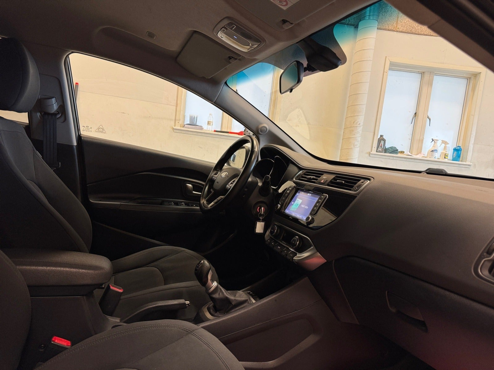 Sort Kia Rio fra 2016