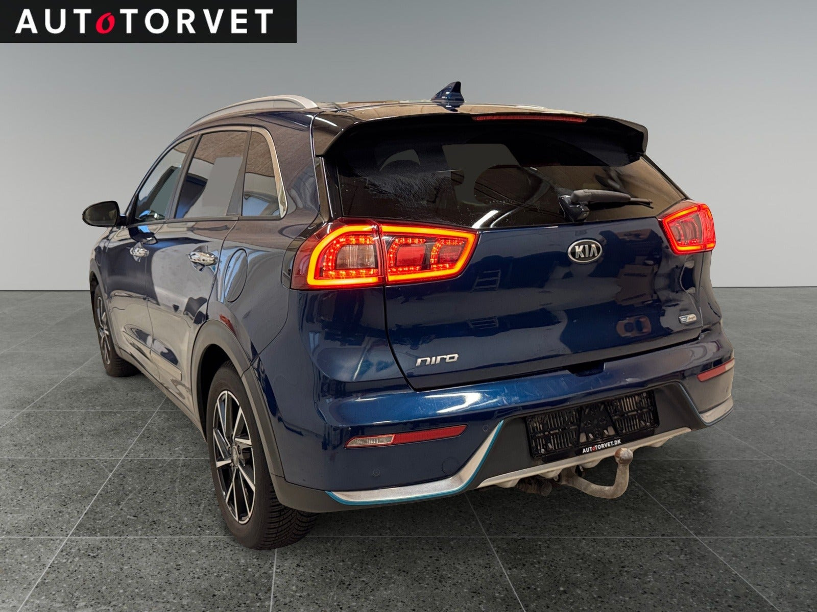 Blå Kia Niro fra 2018