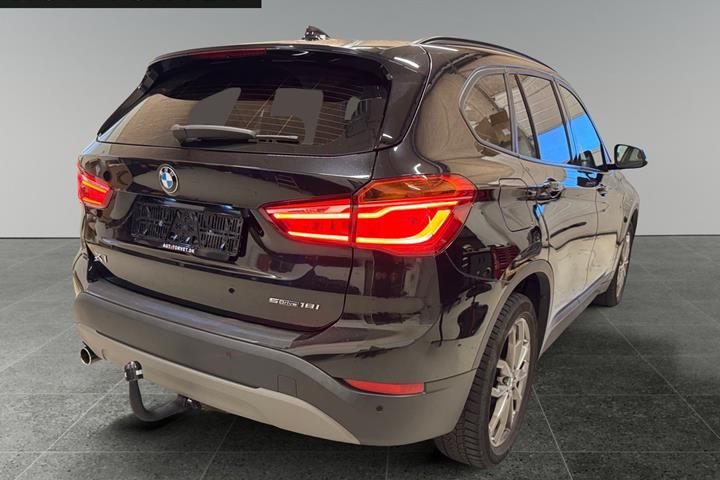 Sort BMW X1 fra 2019