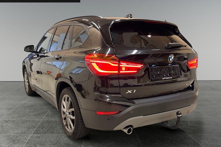 Sort BMW X1 fra 2019