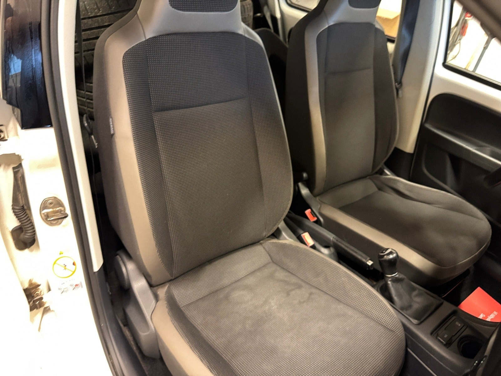 Hvid VW UP! fra 2013