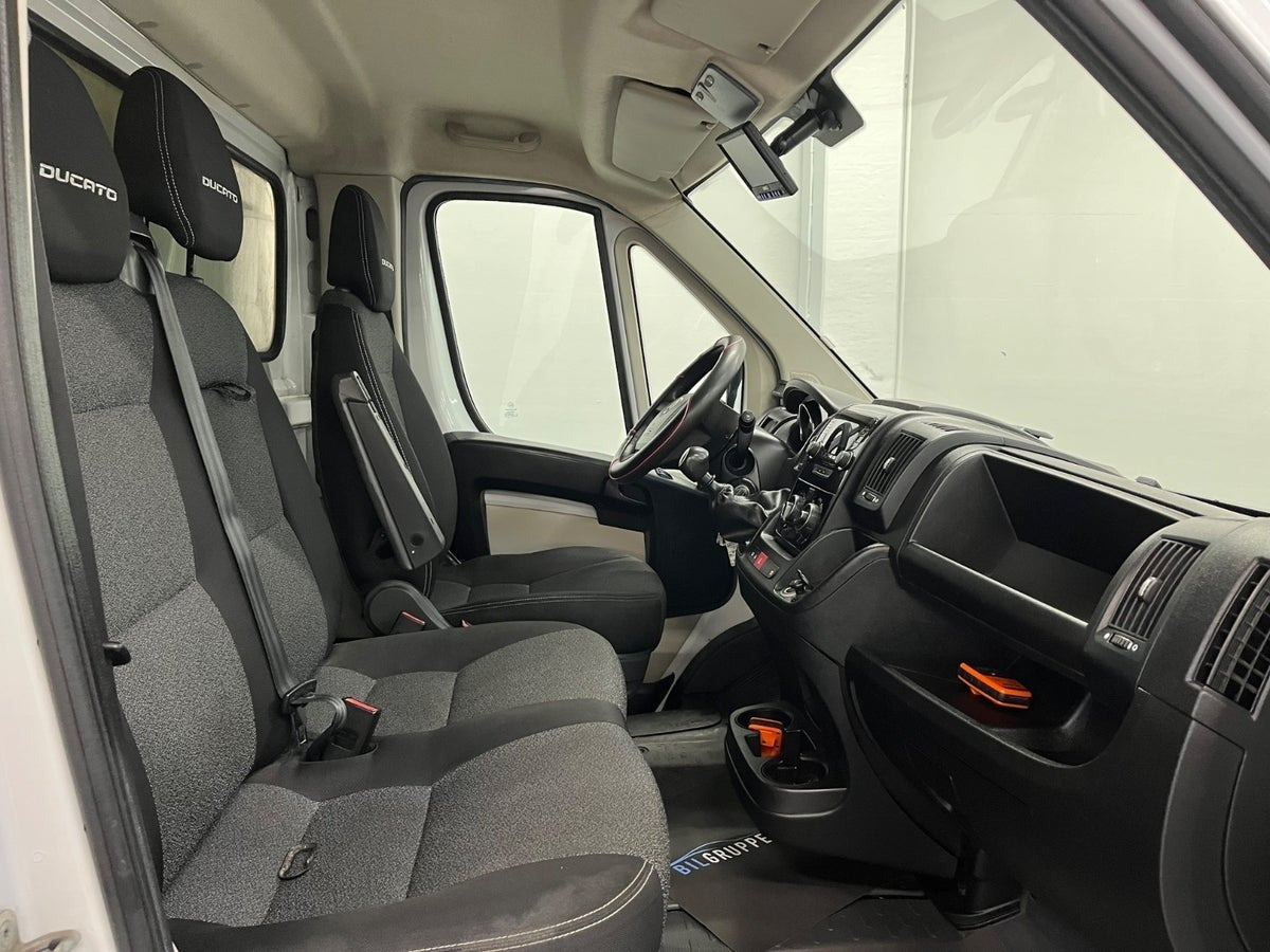 Hvid Fiat Ducato 35 fra 2014