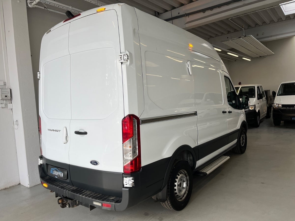 Hvid Ford Transit 350 L3 Van fra 2015