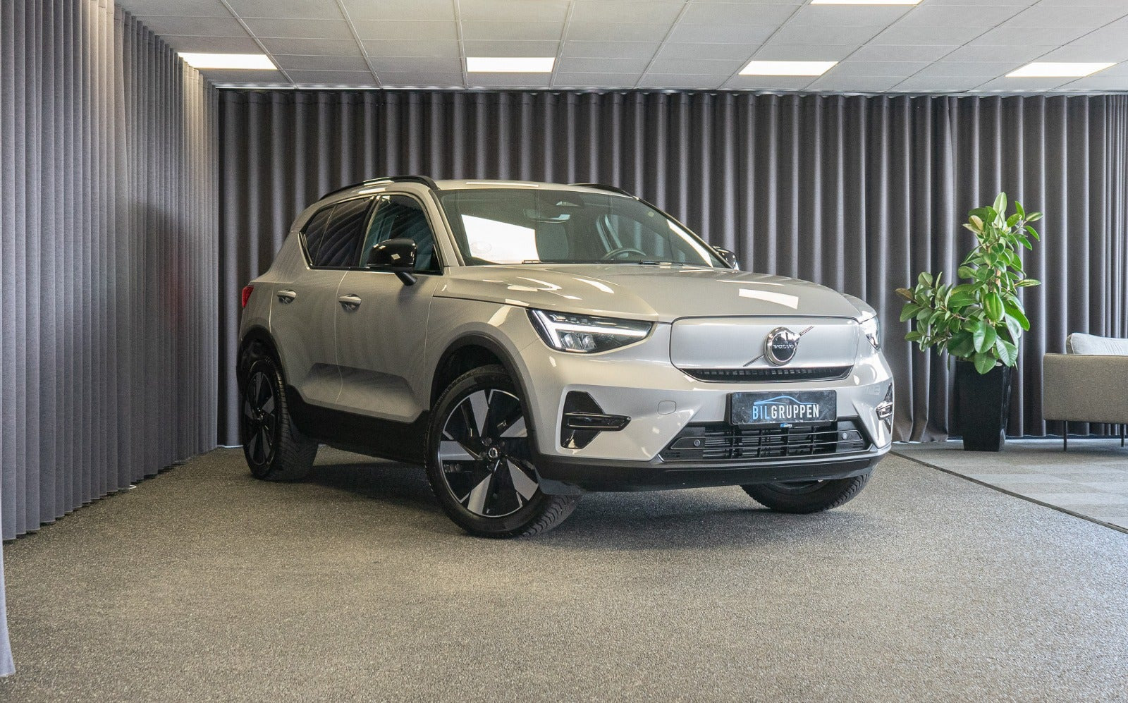 Volvo XC40 ReCharge Extended Range Core