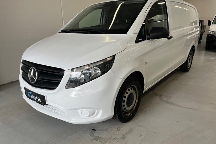 Gul Mercedes Vito 114 fra 2021