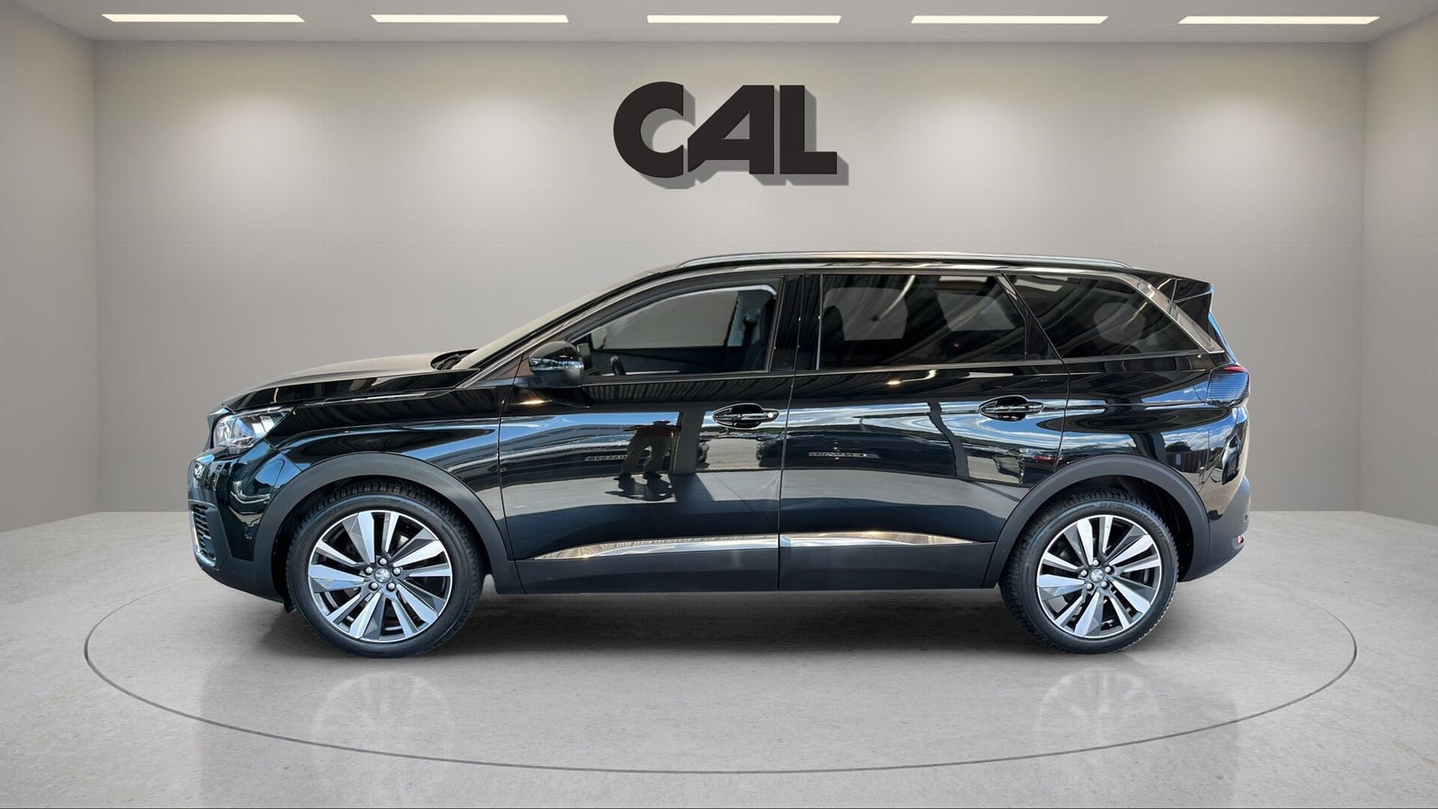 Sort Peugeot 5008 fra 2019