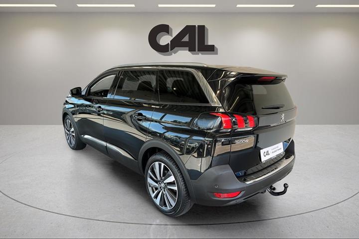 Sort Peugeot 5008 fra 2019
