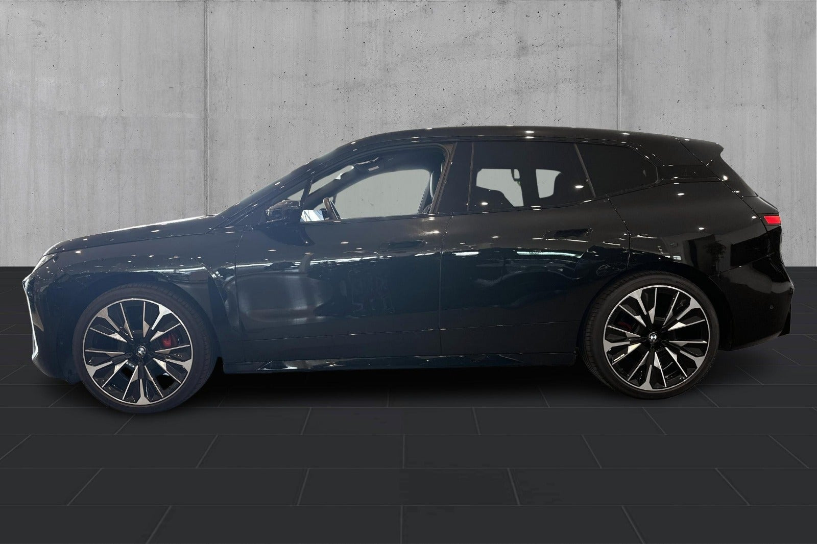 Sort BMW iX fra 2026