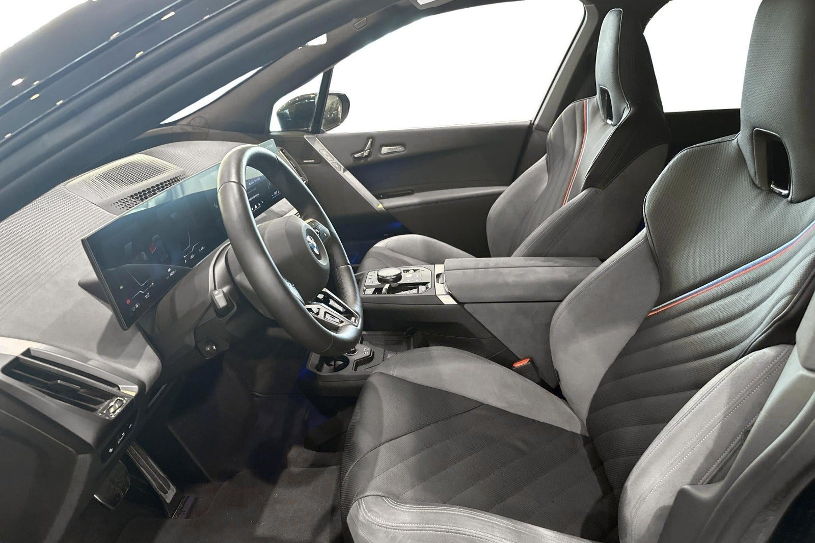 Sort BMW iX fra 2026