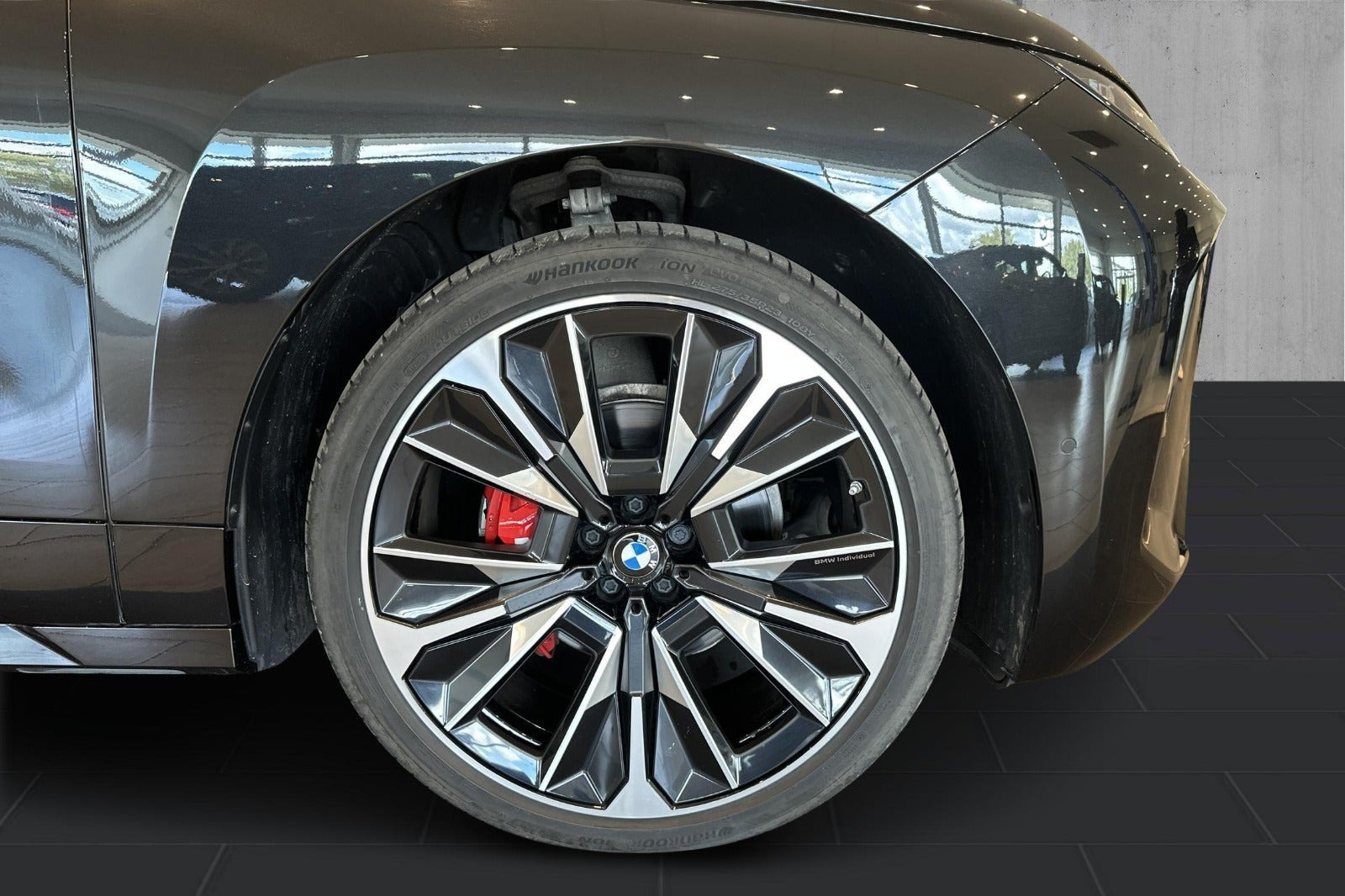 Sort BMW iX fra 2026