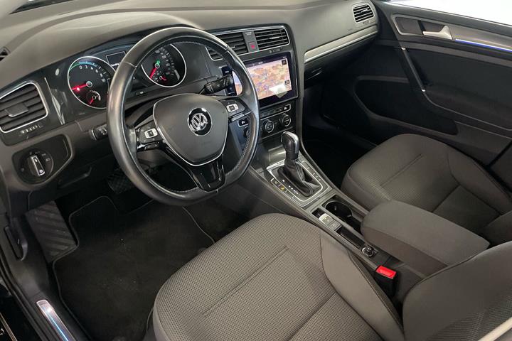 Sort VW e-Golf VII fra 2020