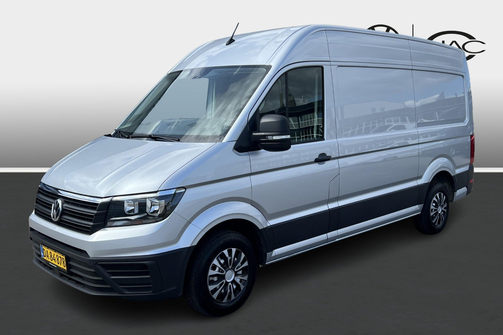 Sølv VW Crafter 35 fra 2021