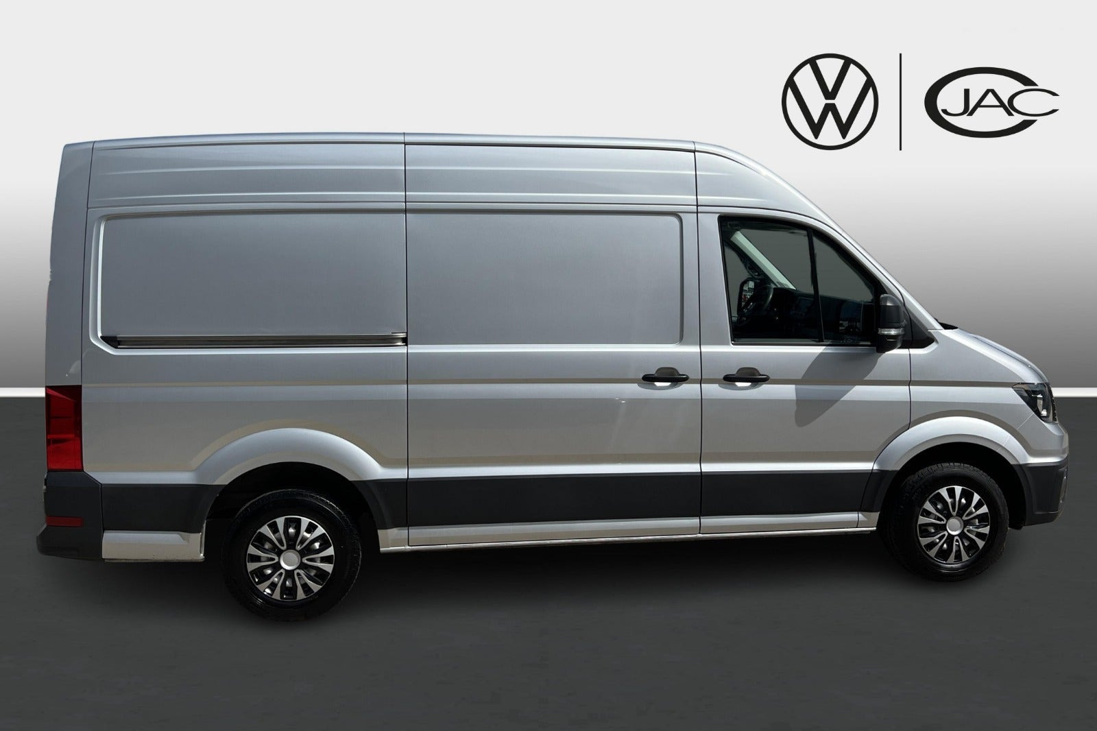 Sølv VW Crafter 35 fra 2021