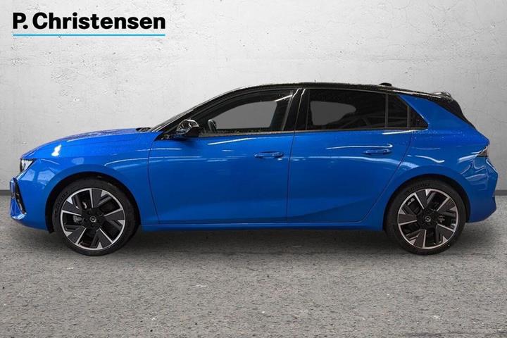 Blå Opel Astra-e fra 2024