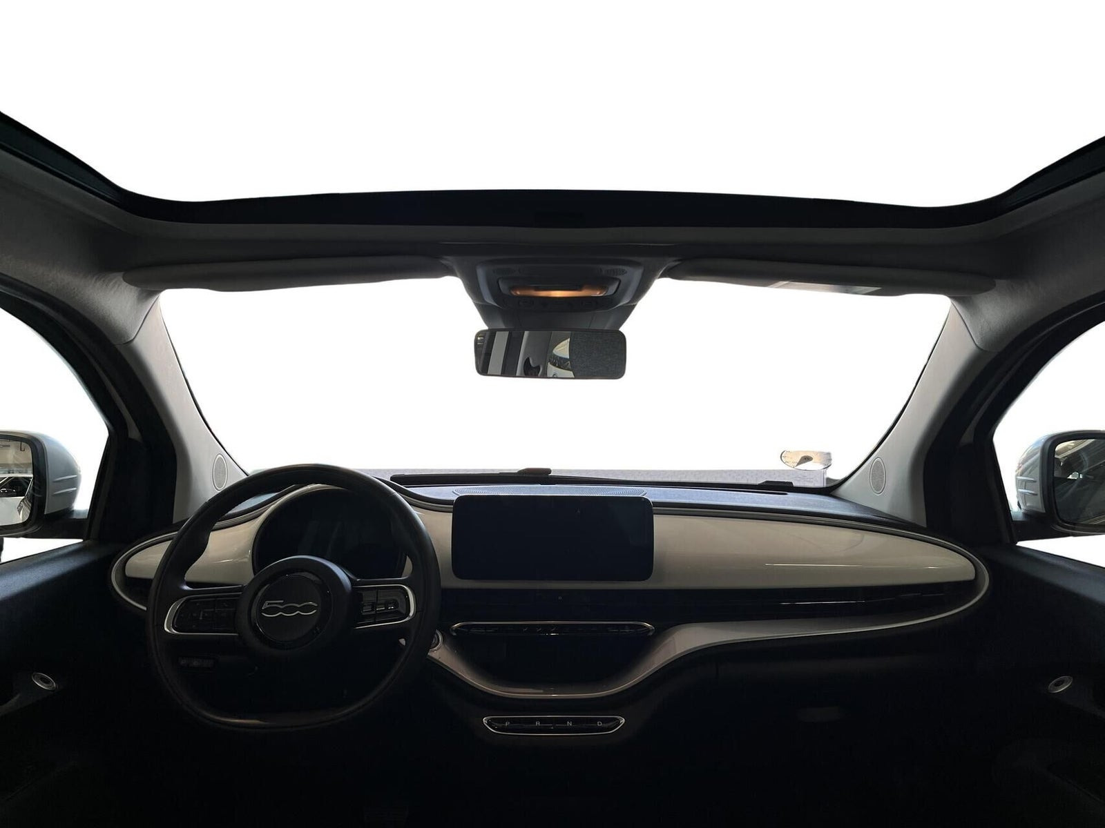 Hvid Fiat 500e fra 2022